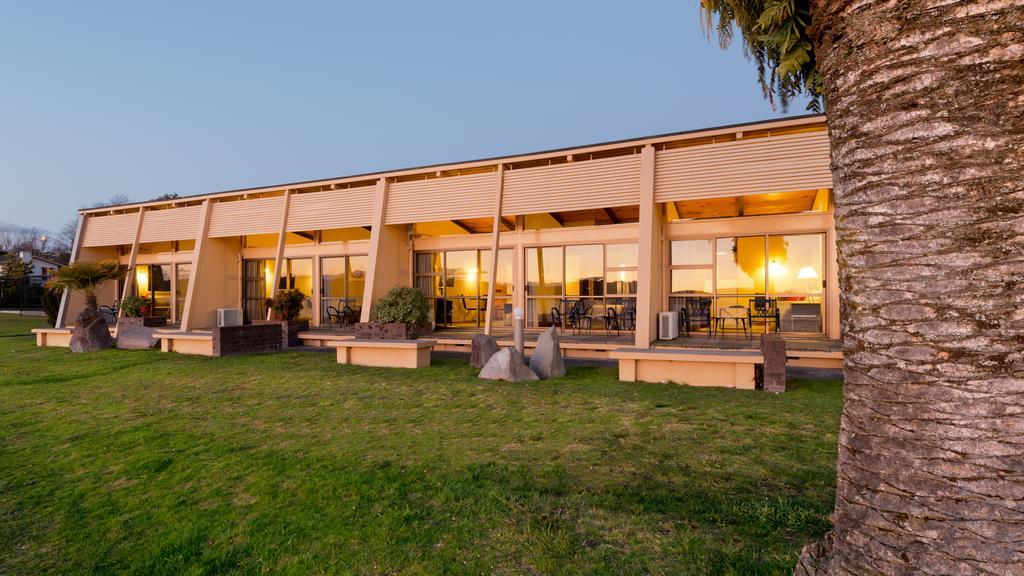 Oasis Beach Motel Taupo Eksteriør bilde