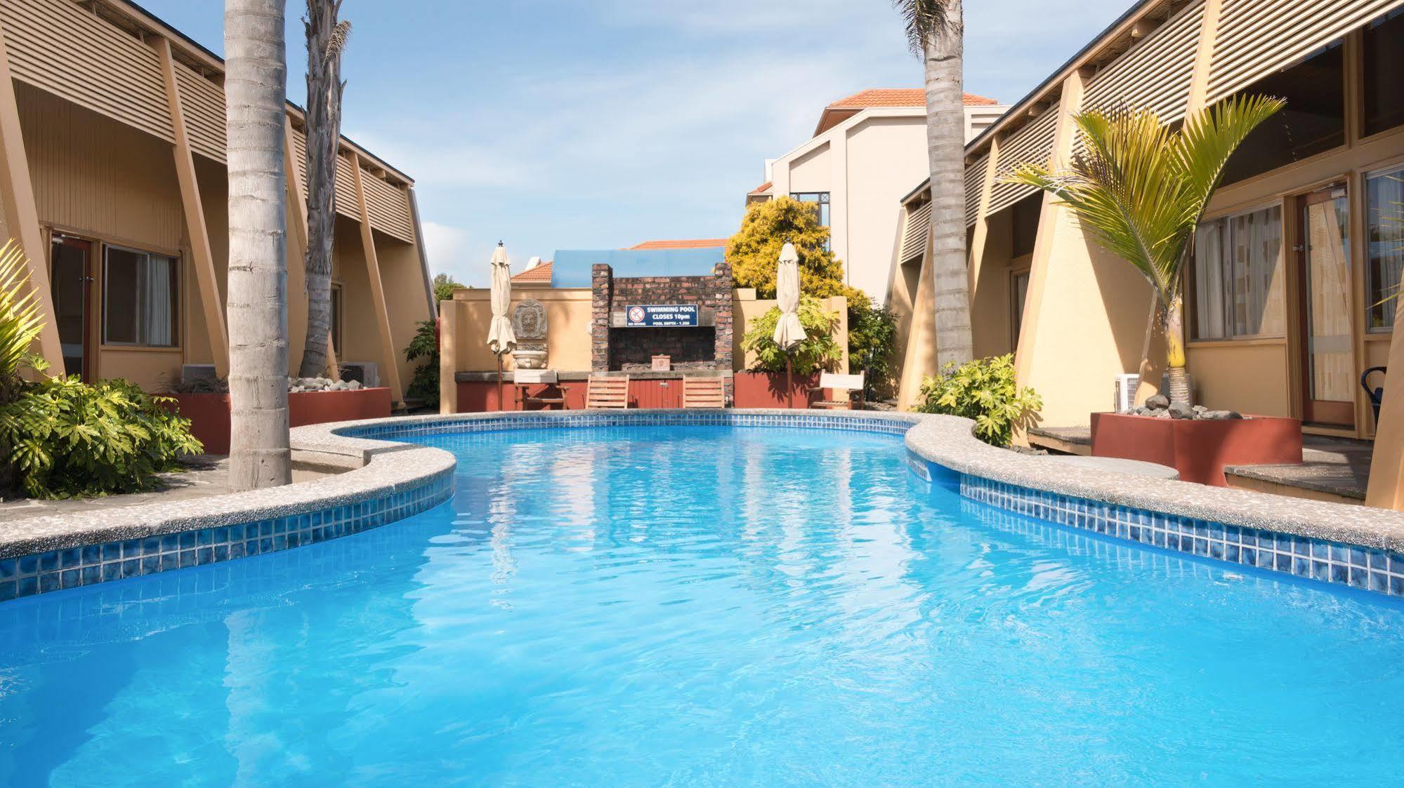 Oasis Beach Motel Taupo Eksteriør bilde